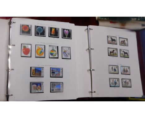 Great Britain 1978-1991 2x Stanley Gibbons albums with u/m and m/m Commemoratives