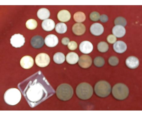 Small Foreign mix some earlier and some light grade - odd silvers