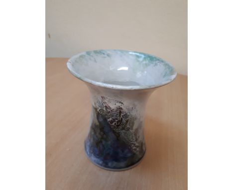  Sale Item:    HIGHLAND STONEWARE VASE 12 CMS   Vat Status:   No Vat   Buyers Premium:  This lot is subject to a Buyers Premi