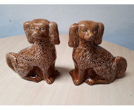  Sale Item:    PAIR SCOTTISH POTTERY SPANIELS   Vat Status:   No Vat   Buyers Premium:  This lot is subject to a Buyers Premi