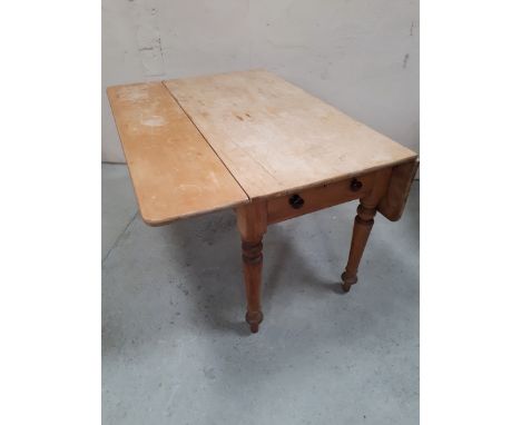  Sale Item:    DROP LEAF KITCHEN TABLE   Vat Status:   No Vat   Buyers Premium:  This lot is subject to a Buyers Premium of 1