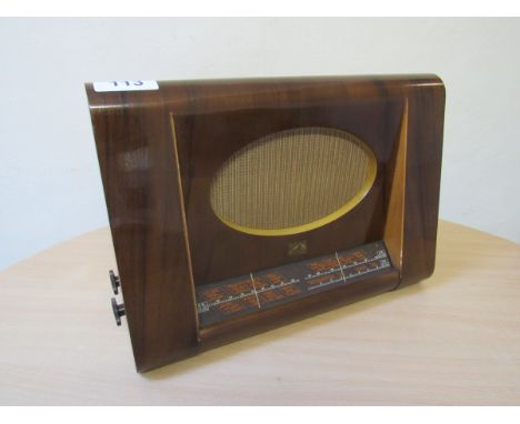  Sale Item:    HMV VINTAGE RADIO   Vat Status:   No Vat   Buyers Premium:  This lot is subject to a Buyers Premium of 15% + V