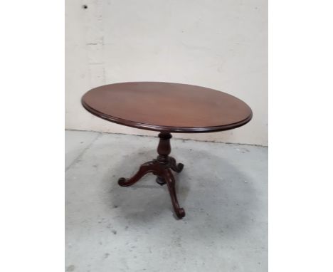  Sale Item:    MAHOGANY TRIPOD BASE TABLE   Vat Status:   No Vat   Buyers Premium:  This lot is subject to a Buyers Premium o