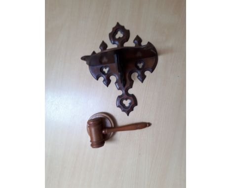  Sale Item:    WOODEN WALL BRACKET & GAVEL (AF)   Vat Status:   No Vat   Buyers Premium:  This lot is subject to a Buyers Pre