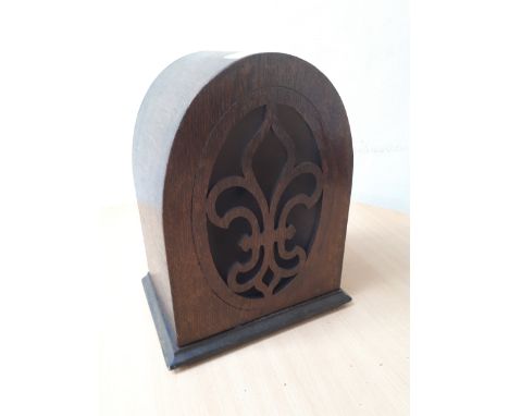  Sale Item:    ART DECO WOODEN SPEAKER   Vat Status:   No Vat   Buyers Premium:  This lot is subject to a Buyers Premium of 1