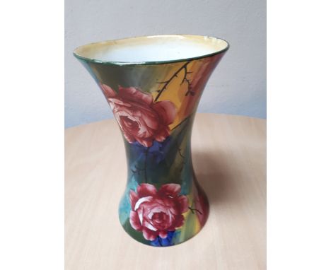  Sale Item:    WEMYSS JAZZY VASE (AF)   Vat Status:   No Vat   Buyers Premium:  This lot is subject to a Buyers Premium of 15