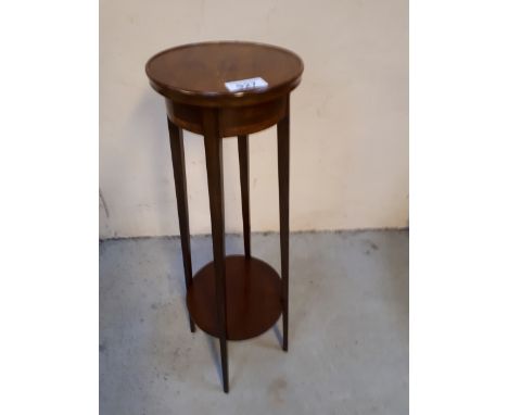  Sale Item:    MAHOGANY PEDESTAL TABLE   Vat Status:   No Vat   Buyers Premium:  This lot is subject to a Buyers Premium of 1