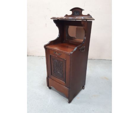  Sale Item:    MAHOGANY FALL FRONT PURDONIUM COAL BOX (AF)  Vat Status:   No Vat   Buyers Premium:  This lot is subject to a 