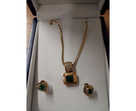  Sale Item:    GOLD EMERALD & DIAMOND PENDANT & EAR RINGS (UNTESTED)  Vat Status:   No Vat   Buyers Premium:  This lot is sub