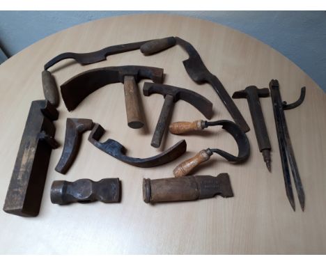  Sale Item:    VARIOUS COOPERS TOOLS   Vat Status:   No Vat   Buyers Premium:  This lot is subject to a Buyers Premium of 15%