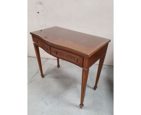  Sale Item:    MAHOGANY CONSOLE TABLE (AF)   Vat Status:   No Vat   Buyers Premium:  This lot is subject to a Buyers Premium 