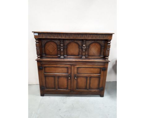  Sale Item:    OAK COURT CUPBOARD   Vat Status:   No Vat   Buyers Premium:  This lot is subject to a Buyers Premium of 15% + 