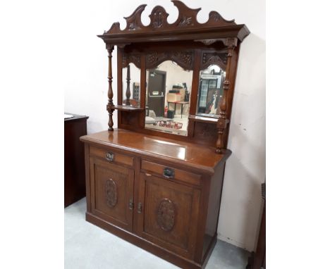  Sale Item:    EARLY 20TH CENTURY SIDEBOARD   Vat Status:   No Vat   Buyers Premium:  This lot is subject to a Buyers Premium