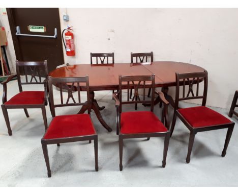  Sale Item:    MAHOGANY EXTENDING DINING TABLE & 6 CHAIRS  Vat Status:   No Vat   Buyers Premium:  This lot is subject to a B