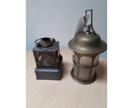  Sale Item:    LAMP SHADE & LNER PART LAMP (AF)   Vat Status:   No Vat   Buyers Premium:  This lot is subject to a Buyers Pre