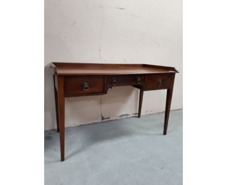  Sale Item:    MAHOGANY WRITING DESK WITH LIONS HEAD HANDLES (AF)  Vat Status:   No Vat   Buyers Premium:  This lot is subjec