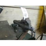 Wilton 350 3-1/2" Bullet Bench Vise