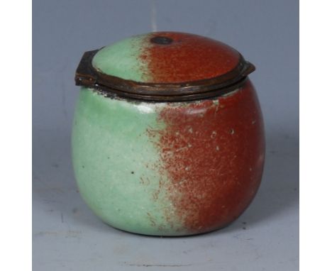 A George III South Staffordshire enamel novelty bonbonniere, as an apple, hinged cover, 3cm high, c.1780