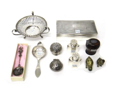 A silver sweetmeat stand, of circular form, having pierced decoration, raised on three scrolling feet, Birmingham 1910, a sil