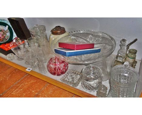 Royal Worcester boxed items, glassware, inc. custard cups, Webb Crystal boxed vase etc.