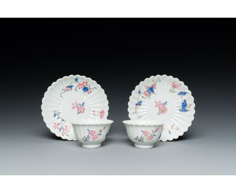 Full title: A pair of Chinese famille rose chrysanthemum-shaped cups and saucers, YongzhengDescription:Dia.: 11,5 cm (the sau