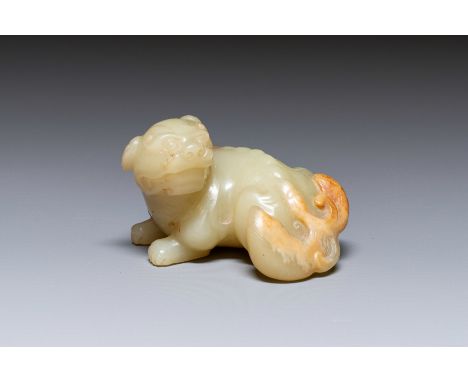 Full title: A Chinese white and russet jade sculpture of a mythical beast, 18th C.Description:Dim.: 7,5 x 6 x 4,5 cmCondition