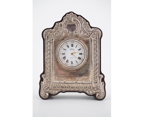 An Elizabeth II silver faced desk clock, with quartz movement, Sheffield, 1994, 11 cm