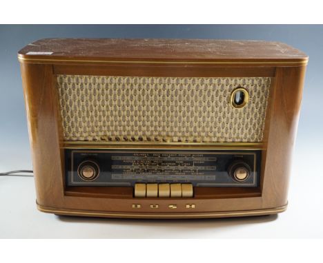 A vintage Bush radio