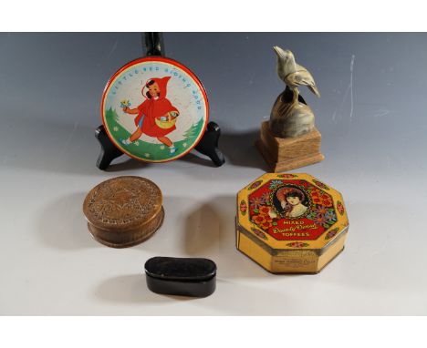 A snuff box, wooden box, two tin boxes and a horn bird ornament