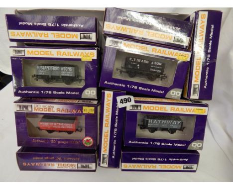 DAPOL 12 & 2 BACHMANN BOXED FREIGHT WAGONS