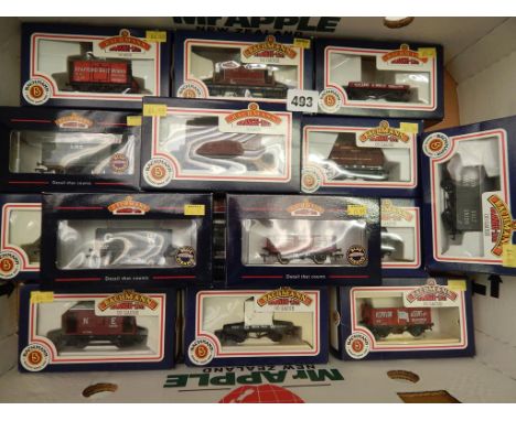 BACHMANN 16 BOXED WAGONS