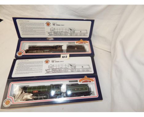 BACHMANN 2 X V2 : 31-581 60800 GREEN ARROW 7 31-558 4844 BOTH BOXED