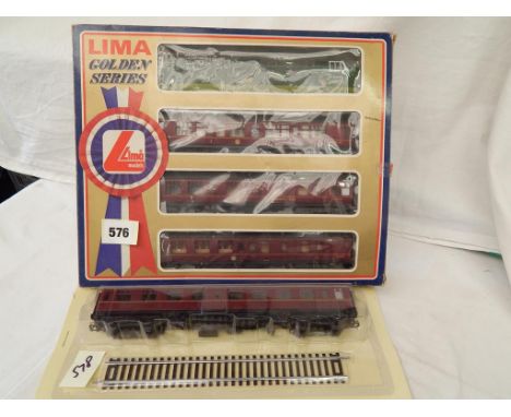 LIMA TRAIN PACK, EARLY DELTIC D9003 & 3 MK 1 MAROON COACHES PLUS AN ADDITIONAL COACH