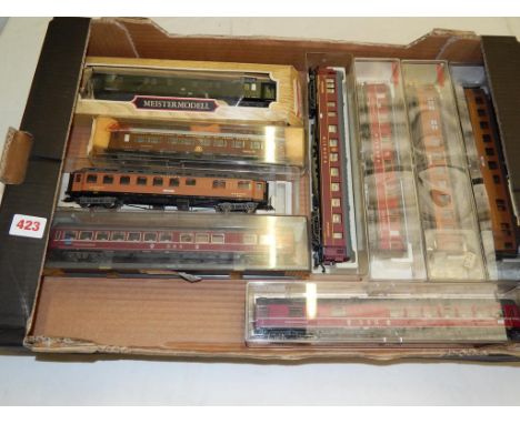 FLEISCHMANN 6 BOXED, LILIPUT & MEISTERMODEL MITROPA COACHES, SPEISEWAGENS ETC