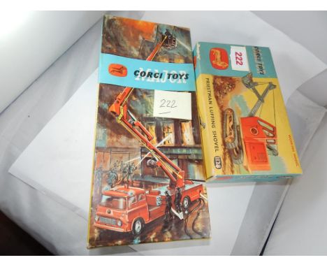 CORGI MAJOR BOXED 1128 PRIESTMAN LIFTER SHOVEL, 1127 SIMON SNORKEL FIRE ENGINE