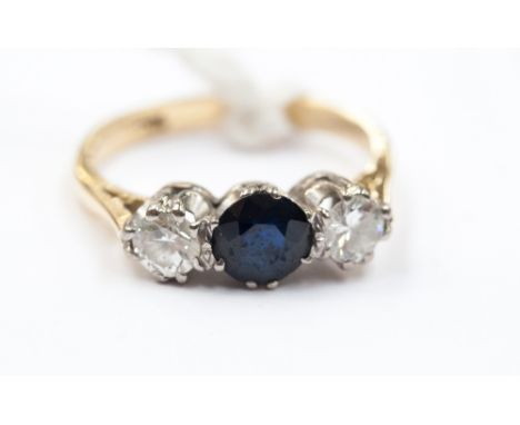 A lovely sapphire and two diamond 18ct ring, diamonds weight 0.2 carats approximately each, the central sapphire approximatel