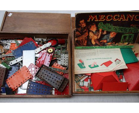 A set of vintage Bayko in hand-crafted oak box and a Meccano set (Outfit number 5) in similar box (two sets)