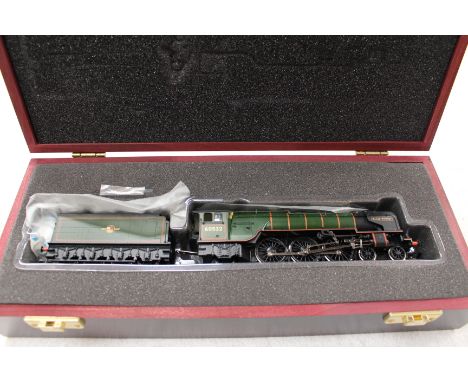A Bachmann Branch Line Blue Peter In Wooden Display Case