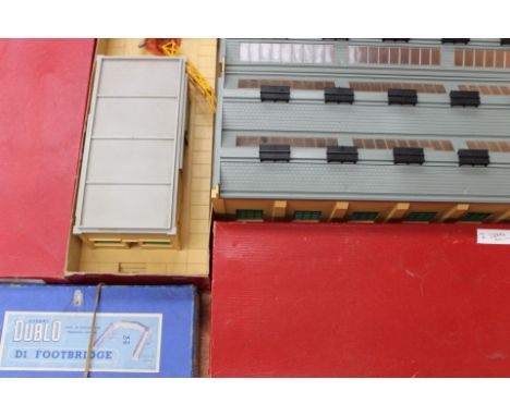 Hornby Dublo 5020 Goods Depot, moulded kit, 5005 Engine Shed, made up kit and D A 454 Footbridge, all boxed.