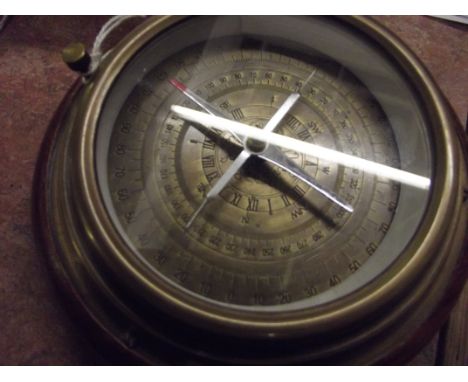 Table compass 