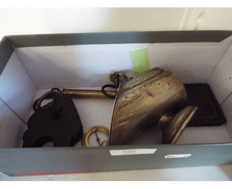 A small quantity of collectables to include Salter hanging scales, large antique padlock etc
