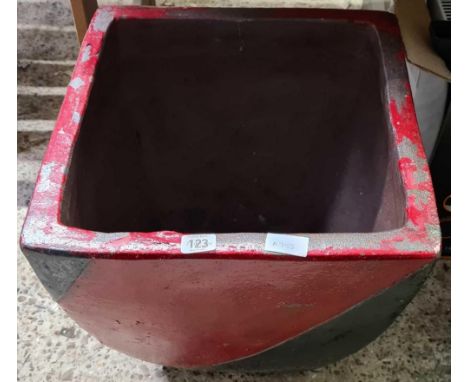 LARGE PAINTED PLANTER BX 18'' TALL 16'' WIDE OF TAPERING FORM