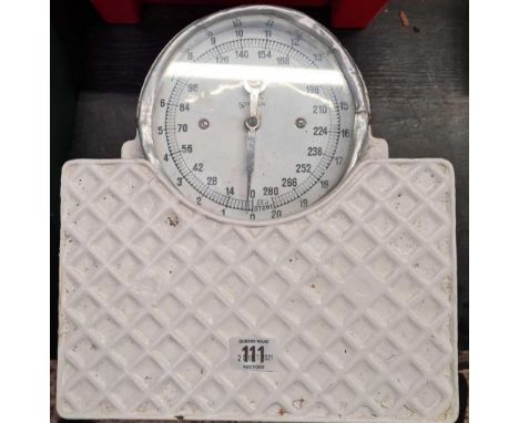 CAST IRON FOREIGN WEIGHT SCALE IN POUNDS &amp; STONES