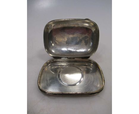 A George V silver snuff box