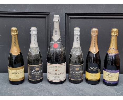 A group of NV Champagne and sparkling Wine, to include a 150cl magnum bottle of Moet &amp; Chandon 'Premiere Cuvee'. (6)