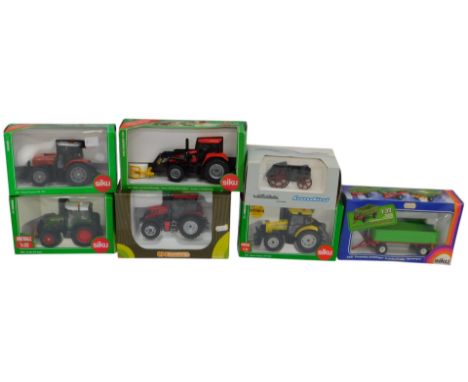 Siku Universal Hobbies and other 1:32 scale diecast, including Siku 3051 Massey Ferguson MF5455, 3056 Fendt 312 Vario, a 3051