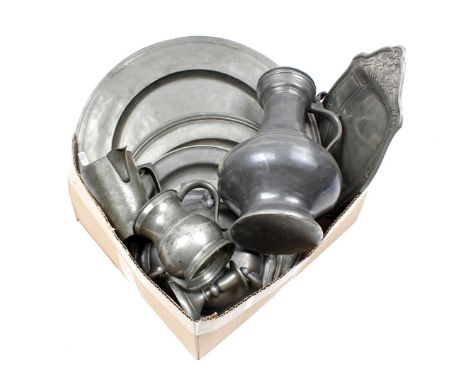 Box with pewter saucers 22-45 cm in diameter, dishes, pint cups, candlestick and lid jug, 31.5 cm high