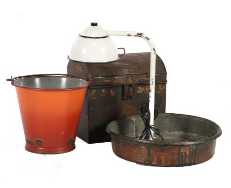 Red enamel bucket, round copper-plated container, 42 cm diameter, painted tin drum with convex lid, 33 cm high and white lacq