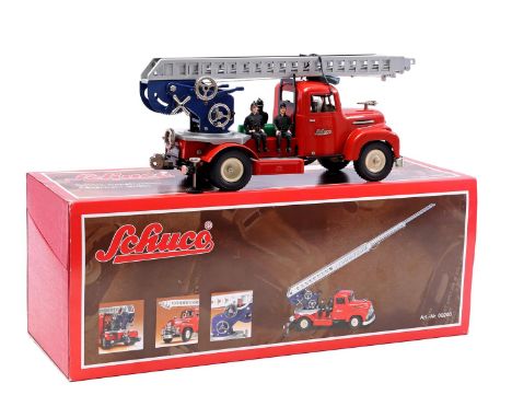 Schuco Elektro Construction scale model fire brigade ladder truck (6080), number 00200, with box and certificate (mint condit