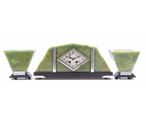 Onyx and natural stone Art Deco mantel clock set, Holland ca. 1930, 20 cm high (damaged)